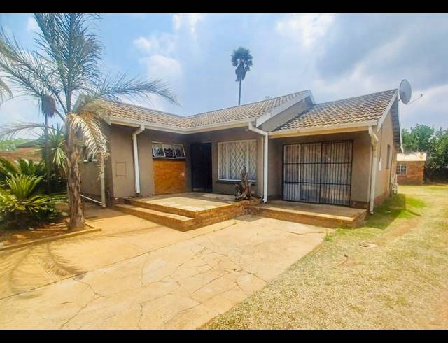 3 BEDROOM HOUSE FOR SALE IN VISAGIE PARK
